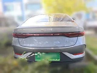 BYD Qin Plus 2025 купить из Китая, цена 2 464 000 ₽ — Suifenhe Auto