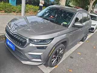 Skoda Kodiaq 2024 купить из Китая, цена 3 309 000 ₽ — Suifenhe Auto