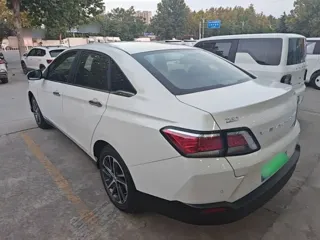 Venucia D60 2019 купить из Китая, цена 1 224 000 ₽ — Suifenhe Auto