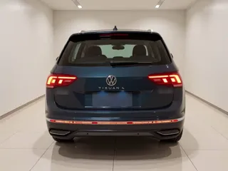 Volkswagen Tiguan L 2024 купить из Китая, цена 3 343 000 ₽ — Suifenhe Auto