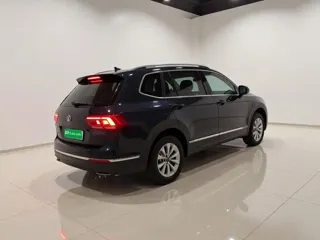 Volkswagen Tiguan L 2024 купить из Китая, цена 3 343 000 ₽ — Suifenhe Auto