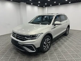 Volkswagen Tiguan L 2023 купить из Китая, цена 2 275 000 ₽ — Suifenhe Auto
