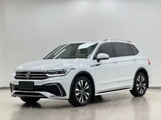 Volkswagen Tiguan L 2024 купить из Китая, цена 3 905 000 ₽ — Suifenhe Auto