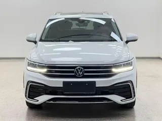 Volkswagen Tiguan L 2024 купить из Китая, цена 3 905 000 ₽ — Suifenhe Auto
