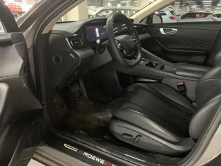 Roewe D7 2024 купить из Китая, цена 2 590 000 ₽ — Suifenhe Auto
