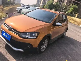 Volkswagen Polo 2019 купить из Китая, цена 1 268 000 ₽ — Suifenhe Auto