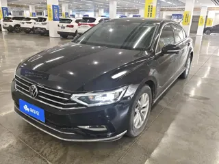 Volkswagen Magotan 2021 купить из Китая, цена 1 629 000 ₽ — Suifenhe Auto