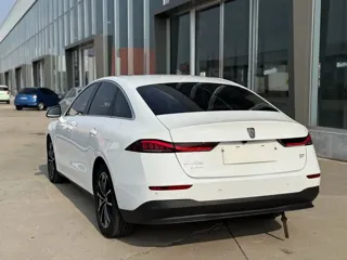 Roewe D7 2025 купить из Китая, цена 2 460 000 ₽ — Suifenhe Auto