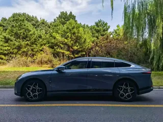 Changan Qiyuan A07 2024 купить из Китая, цена 3 021 000 ₽ — Suifenhe Auto