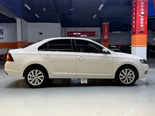 Skoda Rapid 2020 купить из Китая, цена 1 287 000 ₽ — Suifenhe Auto