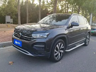 Volkswagen Tayron 2022 купить из Китая, цена 1 497 000 ₽ — Suifenhe Auto