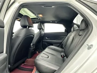 Hyundai Elantra 2023 купить из Китая, цена 1 586 000 ₽ — Suifenhe Auto