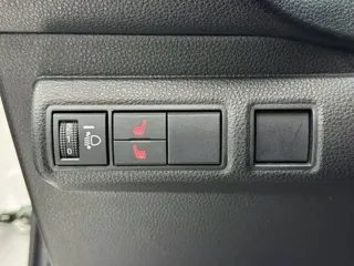 Toyota Levin 2023 купить из Китая, цена 1 404 000 ₽ — Suifenhe Auto