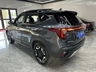 Kia Seltos 2023 купить из Китая, цена 2 224 000 ₽ — Suifenhe Auto