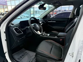 Kia Seltos 2023 купить из Китая, цена 1 796 000 ₽ — Suifenhe Auto