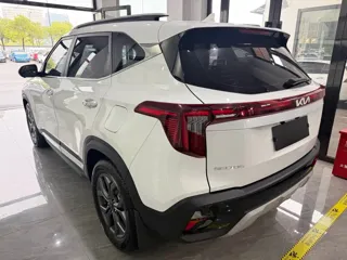 Kia Seltos 2023 купить из Китая, цена 1 877 000 ₽ — Suifenhe Auto