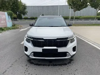 Kia Seltos 2024 купить из Китая, цена 2 360 000 ₽ — Suifenhe Auto