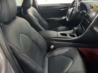 Toyota Avalon 2024 купить из Китая, цена 5 684 000 ₽ — Suifenhe Auto