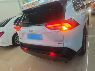 Toyota RAV4 2024 купить из Китая, цена 3 820 000 ₽ — Suifenhe Auto