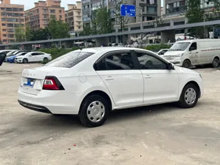 Skoda Rapid 2019 купить из Китая, цена 1 024 000 ₽ — Suifenhe Auto