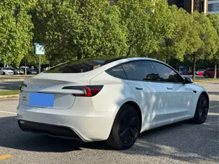 Tesla Model 3 2024 купить из Китая, цена 4 197 000 ₽ — Suifenhe Auto