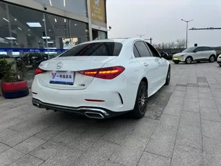 Mercedes-Benz C-Class 2024 купить из Китая, цена 5 067 000 ₽ — Suifenhe Auto