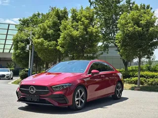 Mercedes-Benz A-Class 2024 купить из Китая, цена 3 392 000 ₽ — Suifenhe Auto
