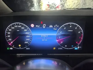 Mercedes-Benz V-Class 2025 купить из Китая, цена 8 442 000 ₽ — Suifenhe Auto