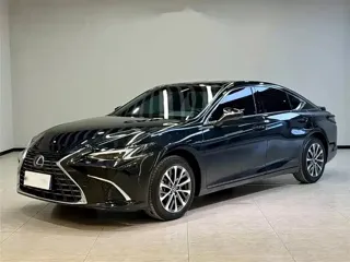 Lexus ES 2024 купить из Китая, цена 4 276 000 ₽ — Suifenhe Auto