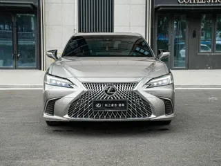 Lexus ES 2025 купить из Китая, цена 8 076 000 ₽ — Suifenhe Auto