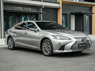 Lexus ES 2025 купить из Китая, цена 8 076 000 ₽ — Suifenhe Auto
