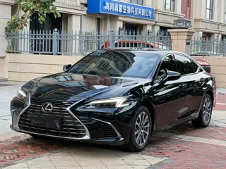 Lexus ES 2025 купить из Китая, цена 5 014 000 ₽ — Suifenhe Auto