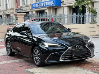 Lexus ES 2025 купить из Китая, цена 5 014 000 ₽ — Suifenhe Auto