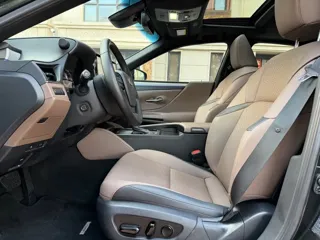 Lexus ES 2025 купить из Китая, цена 5 014 000 ₽ — Suifenhe Auto