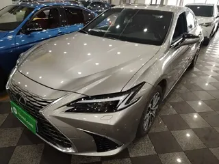 Lexus ES 2025 купить из Китая, цена 4 985 000 ₽ — Suifenhe Auto