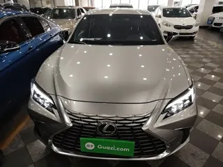 Lexus ES 2025 купить из Китая, цена 4 985 000 ₽ — Suifenhe Auto
