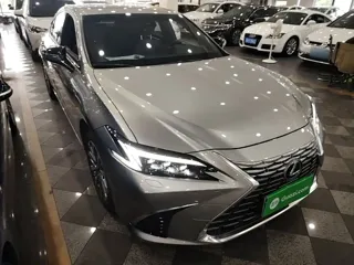Lexus ES 2025 купить из Китая, цена 4 985 000 ₽ — Suifenhe Auto