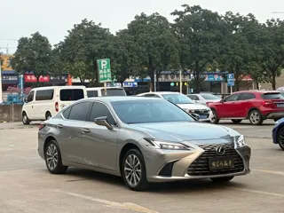 Lexus ES 2026 купить из Китая, цена 5 070 000 ₽ — Suifenhe Auto