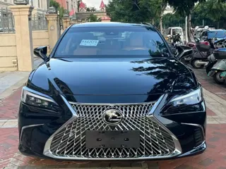 Lexus ES 2026 купить из Китая, цена 5 212 000 ₽ — Suifenhe Auto