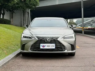 Lexus ES 2025 купить из Китая, цена 4 843 000 ₽ — Suifenhe Auto