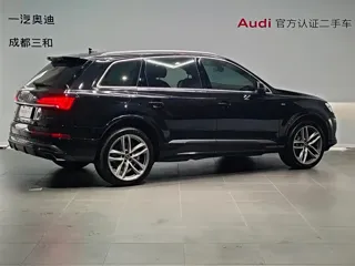 Audi Q7 2025 купить из Китая, цена 11 242 000 ₽ — Suifenhe Auto