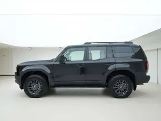 Toyota Land Cruiser Prado 2025 купить из Китая, цена 9 844 000 ₽ — Suifenhe Auto