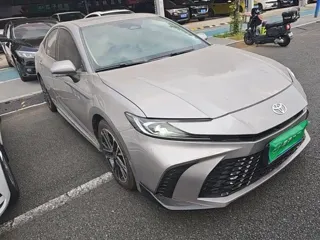 Toyota Camry 2026 купить из Китая, цена 4 237 000 ₽ — Suifenhe Auto