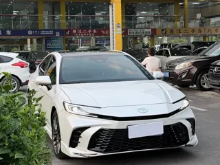Toyota Camry 2025 купить из Китая, цена 3 810 000 ₽ — Suifenhe Auto