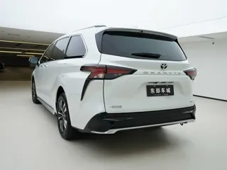 Toyota Granvia 2026 купить из Китая, цена 7 711 000 ₽ — Suifenhe Auto