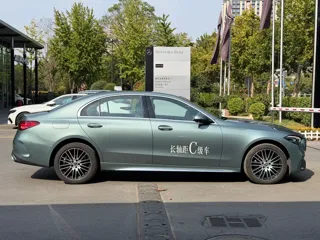 Mercedes-Benz C-Class 2025 купить из Китая, цена 5 726 000 ₽ — Suifenhe Auto