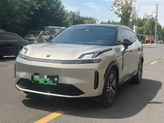 Lynk & Co 08 EM-P 2024 купить из Китая, цена 3 499 000 ₽ — Suifenhe Auto