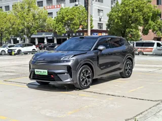 Lynk & Co 08 EM-P 2025 купить из Китая, цена 4 337 000 ₽ — Suifenhe Auto