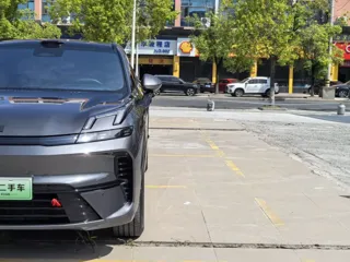 Lynk & Co 08 EM-P 2025 купить из Китая, цена 4 337 000 ₽ — Suifenhe Auto