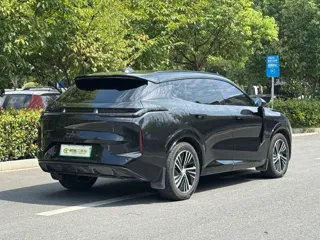 Lynk & Co 08 EM-P 2024 купить из Китая, цена 3 591 000 ₽ — Suifenhe Auto